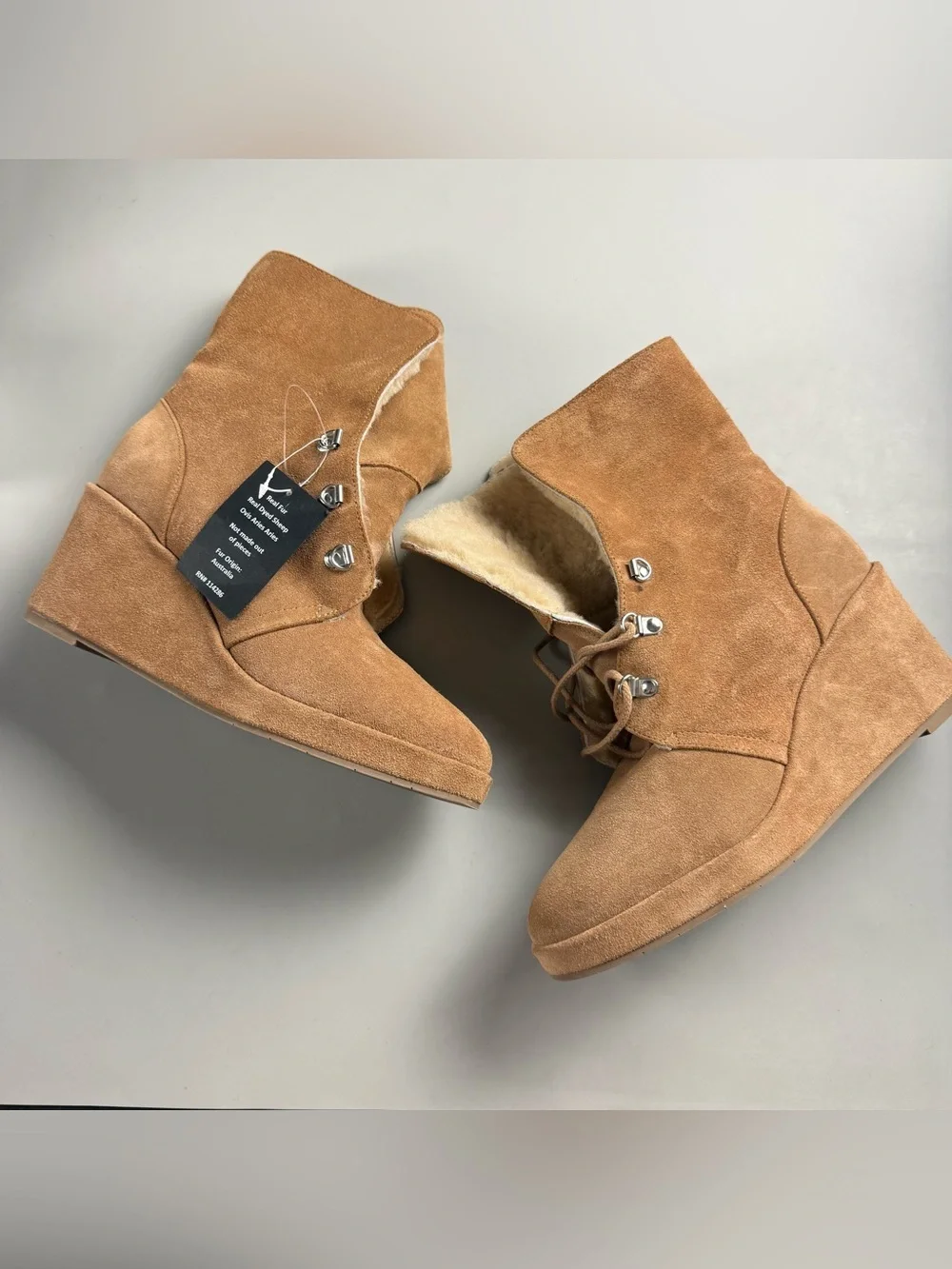 Aquatalia Shearling Lined Suede Wedge Ankle Boots Tan Size 9 Made in Italy